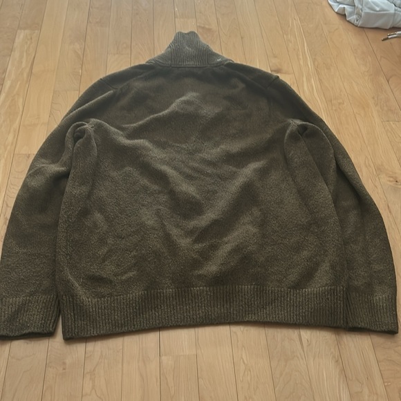 Banana Republic olive green turtleneck sweater - Picture 3 of 4